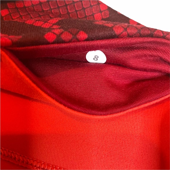 Lululemon Reversible Leggings Size 8 - Picture 7 of 8